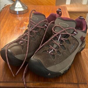 Keen Hiking Shoes 😊 🥾